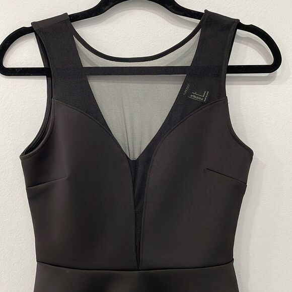 Forever 21 Women's Peplum Top With Plunging Neckline Color Black Sz S - Picture 2 of 6